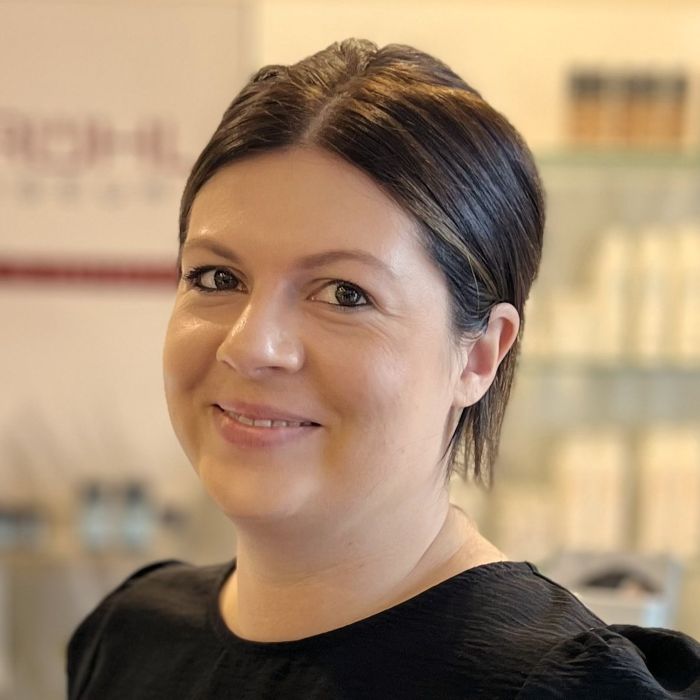 Jaqueline Kirschner - Top-Stylistin, Calligraphy-Cut bei Brühl Friseure Rellingen